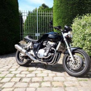 HONDA BIG-ONE CAFE RACER
