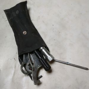 Suzuki - BANDIT GSF600S - 2000 à 2004 - Trousse à outils d'origine