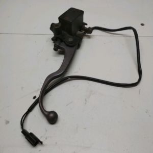 Yamaha - TDR 125 - 1993 à 2002 - Maître cylindre de frein avant
