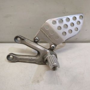 Honda - CBR1000 RR - 2004 - Platine repose pied