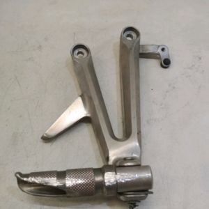Honda - CBR1000 RR - 2004 - Platine repose pied