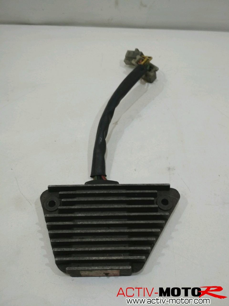 Suzuki - DR 650 - 1991 à 1996 - Régulateur de tension