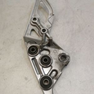 Suzuki - BANDIT GSF650N - 2007 - Platine repose pied