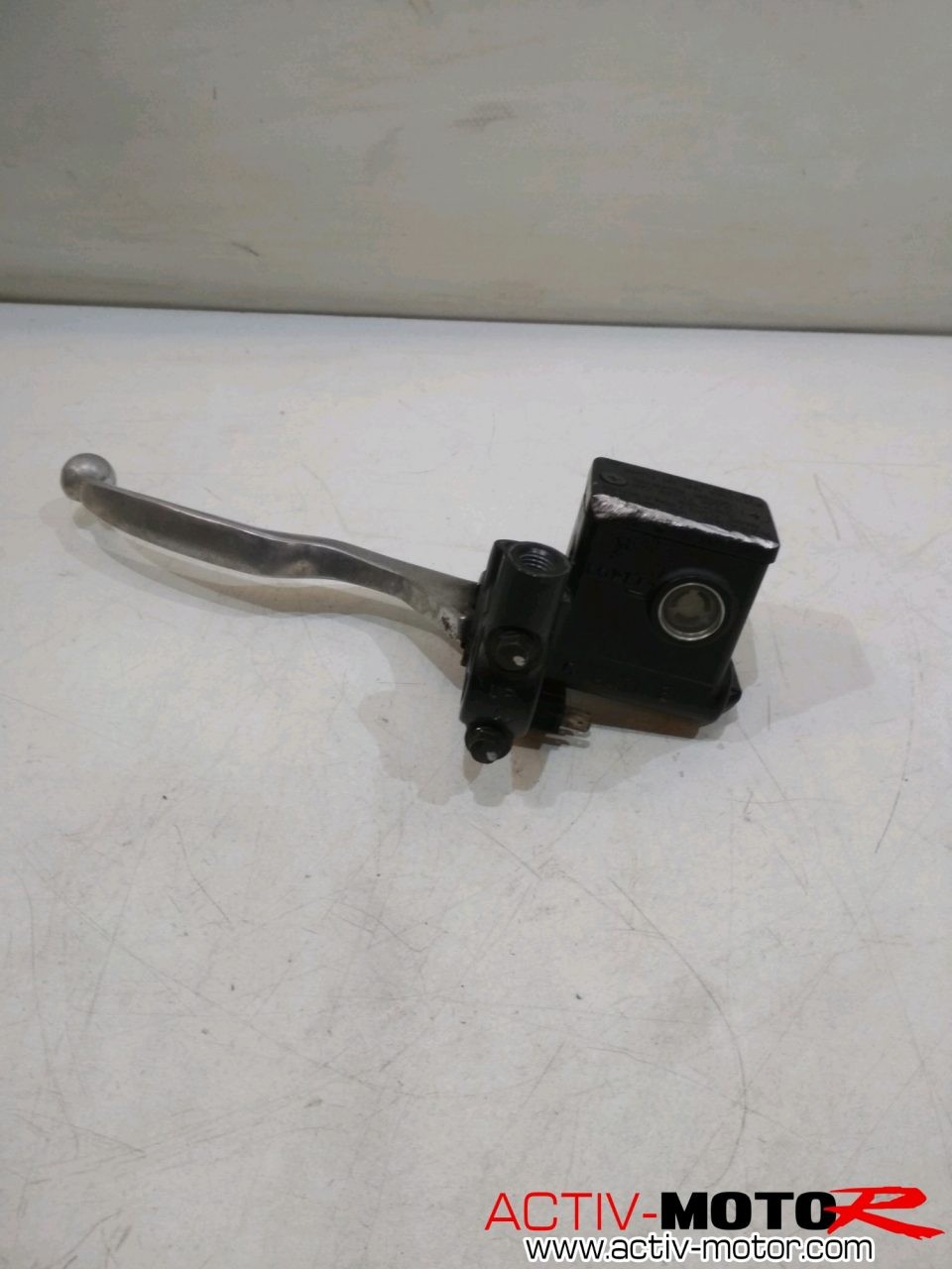 Suzuki - BURGMAN 125UH - BURGMAN125UH - 2007 - Maître cylindre de frein avant