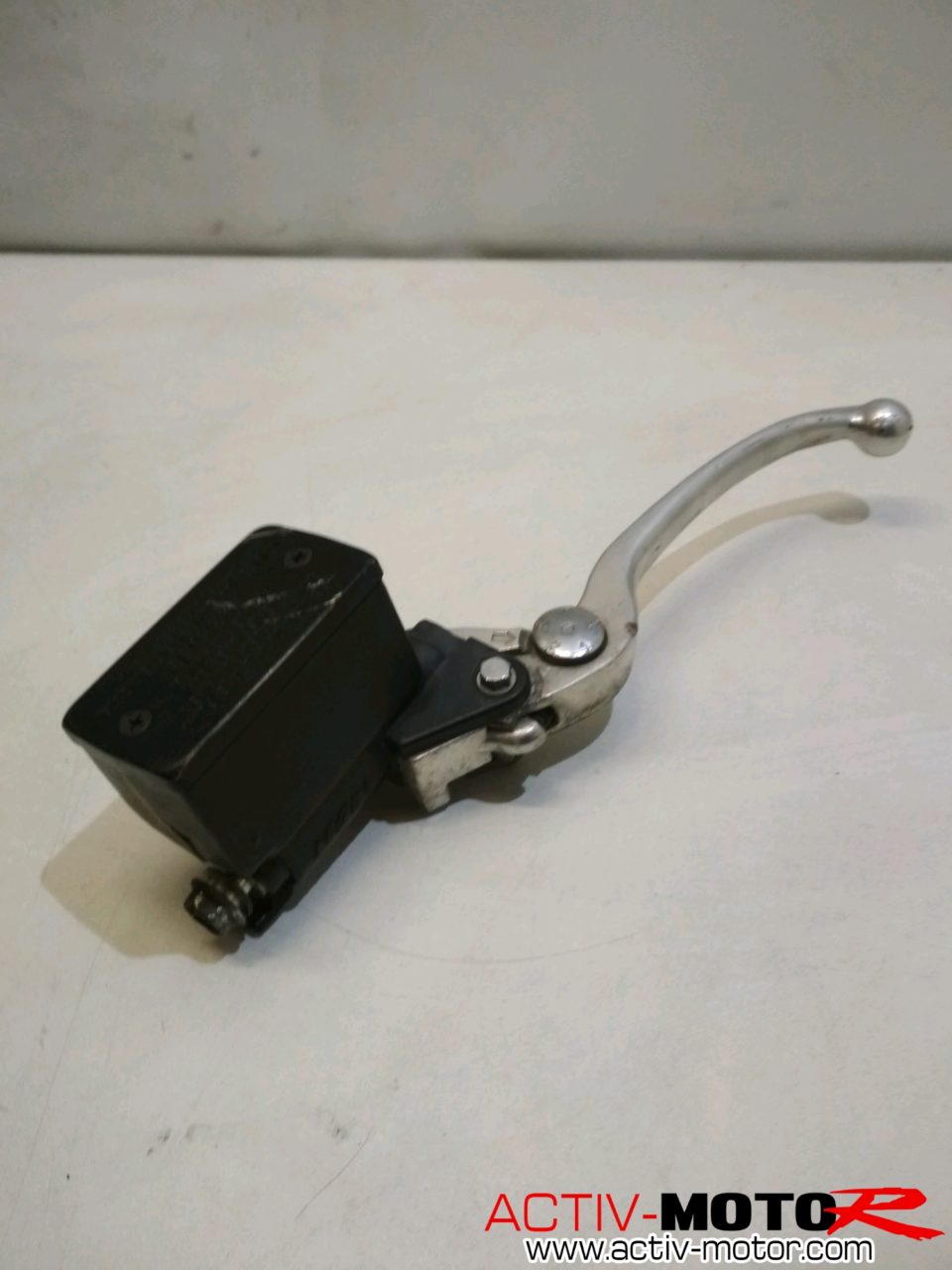 Suzuki - BURGMAN AN650 - 2006 à 2012 - Maître cylindre de frein avant