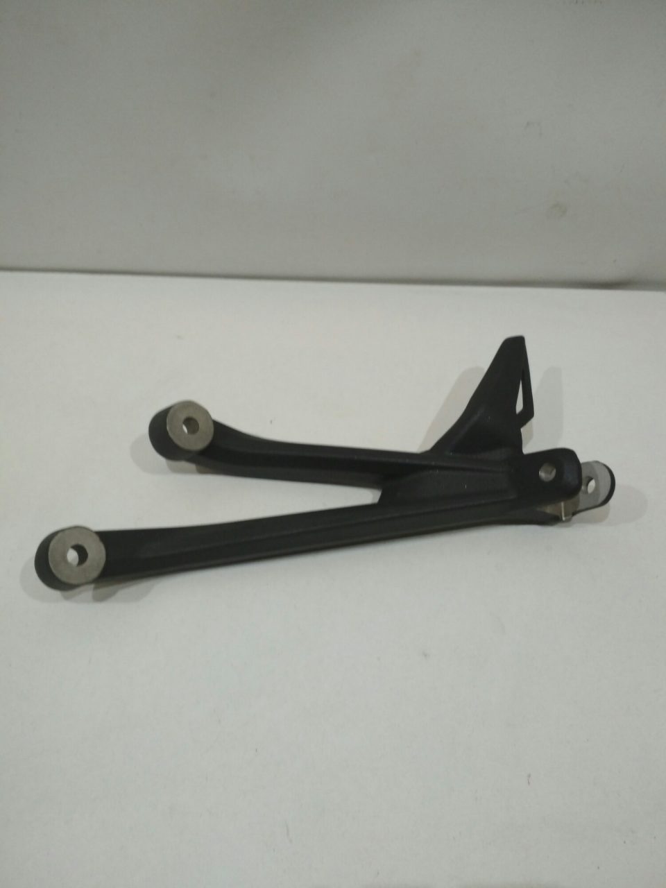 Triumph - SPEED TRIPLE 1050 - 2007 - Platine repose pied