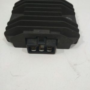 Yamaha - TDM 850 - 1993 à 1995 - Régulateur de tension