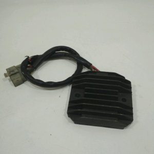 Yamaha - TDM 850 - TDM850 - 1993 à 1995 - Régulateur de tension