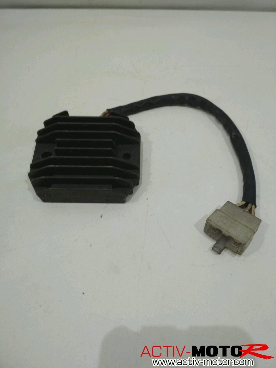 Yamaha - TDM 850 - TDM850 - 1993 à 1995 - Régulateur de tension