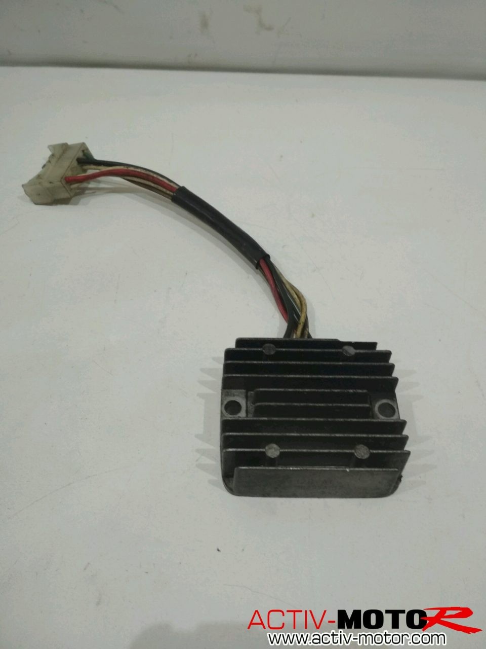 Yamaha - SR 125 - SR125 - 1993 à 2001 - Régulateur de tension